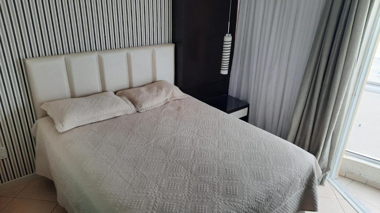 Apto 3 Quartos No Centro A Beira Mar Balneário Camboriú Kültér fotó